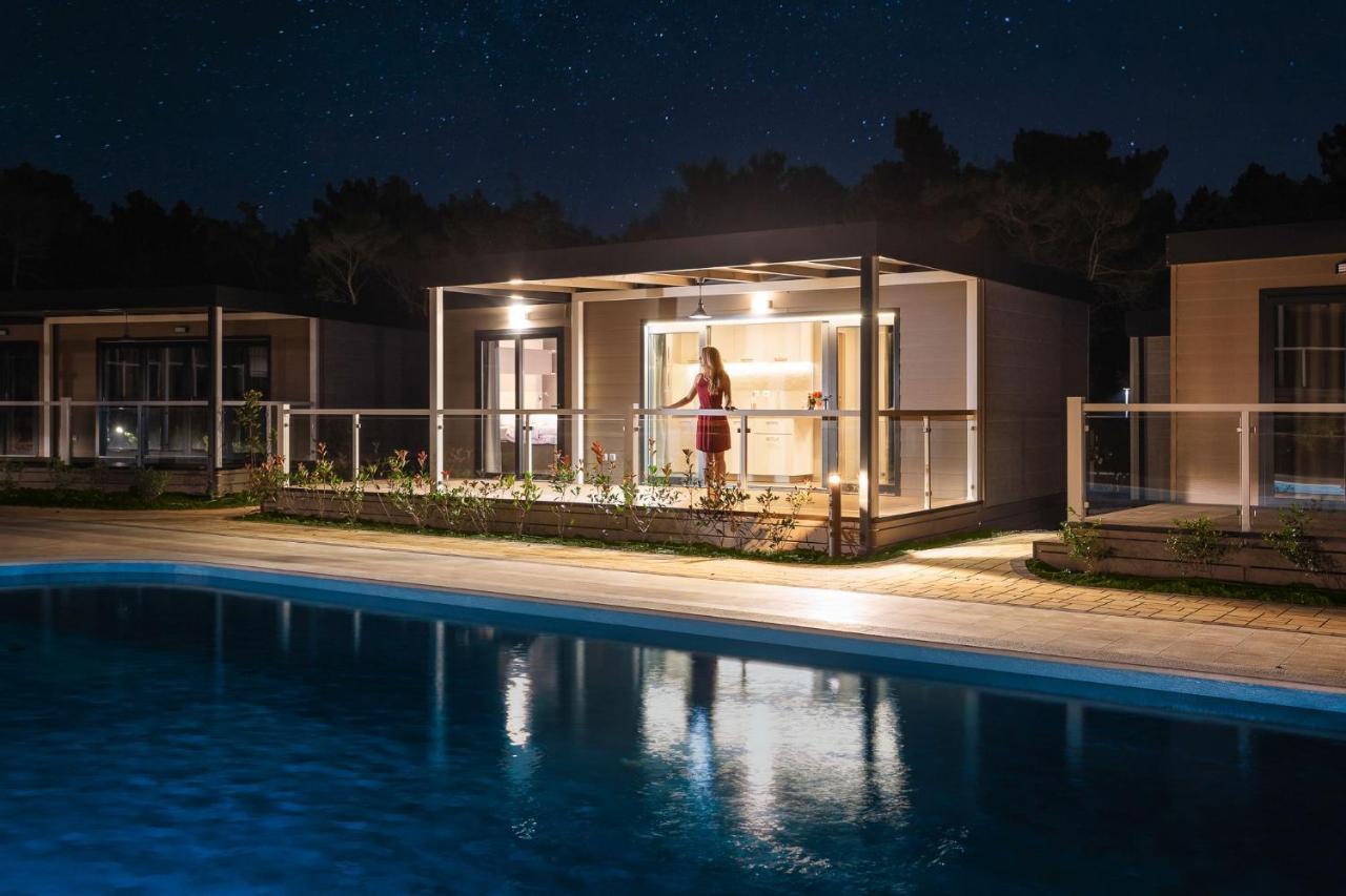 Mobile Homes Santa Marina, Lanterna 5*
