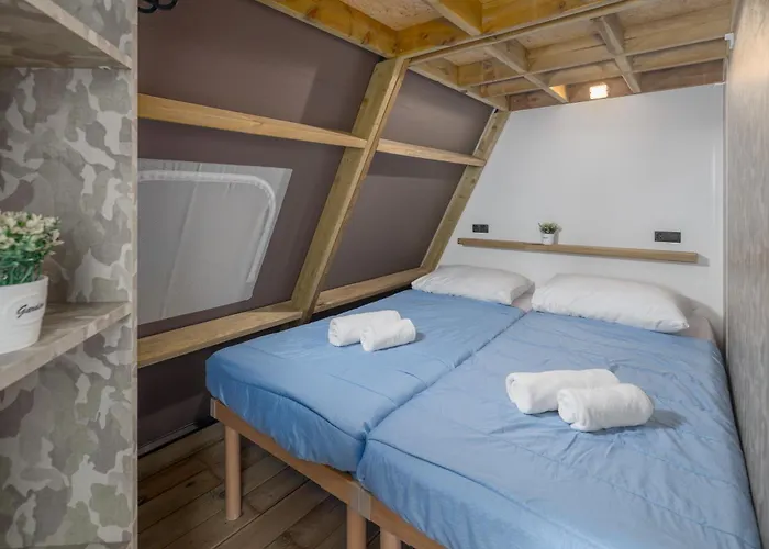 Mobile Homes Camping Santa Marina, Lanterna