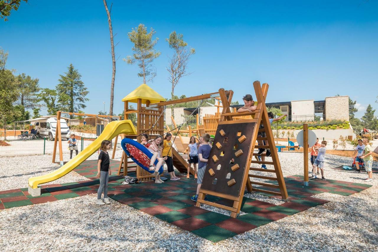 Mobile Homes Santa Marina, Lanterna 5*